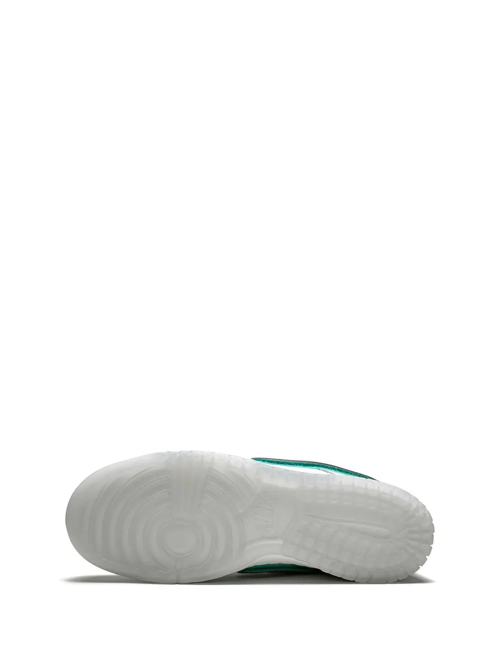 Nike X Diamond Supply Co. Sb Dunk Low Pro Og Qs White Sneakers