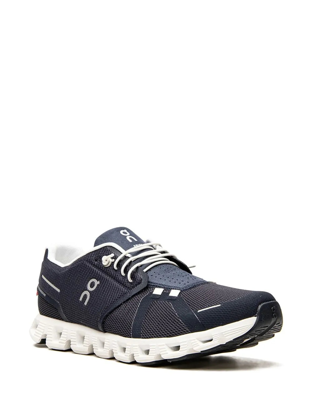 On Running Cloud 5 Low-Top Sneakers