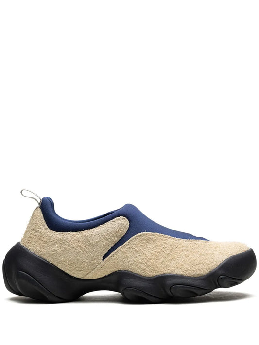 Oakley X Brain Dead Factory Team Flesh Tan/Navy Sneakers