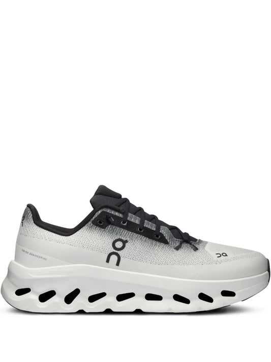 On Running Cloudtilt Black/Ivory Sneakers