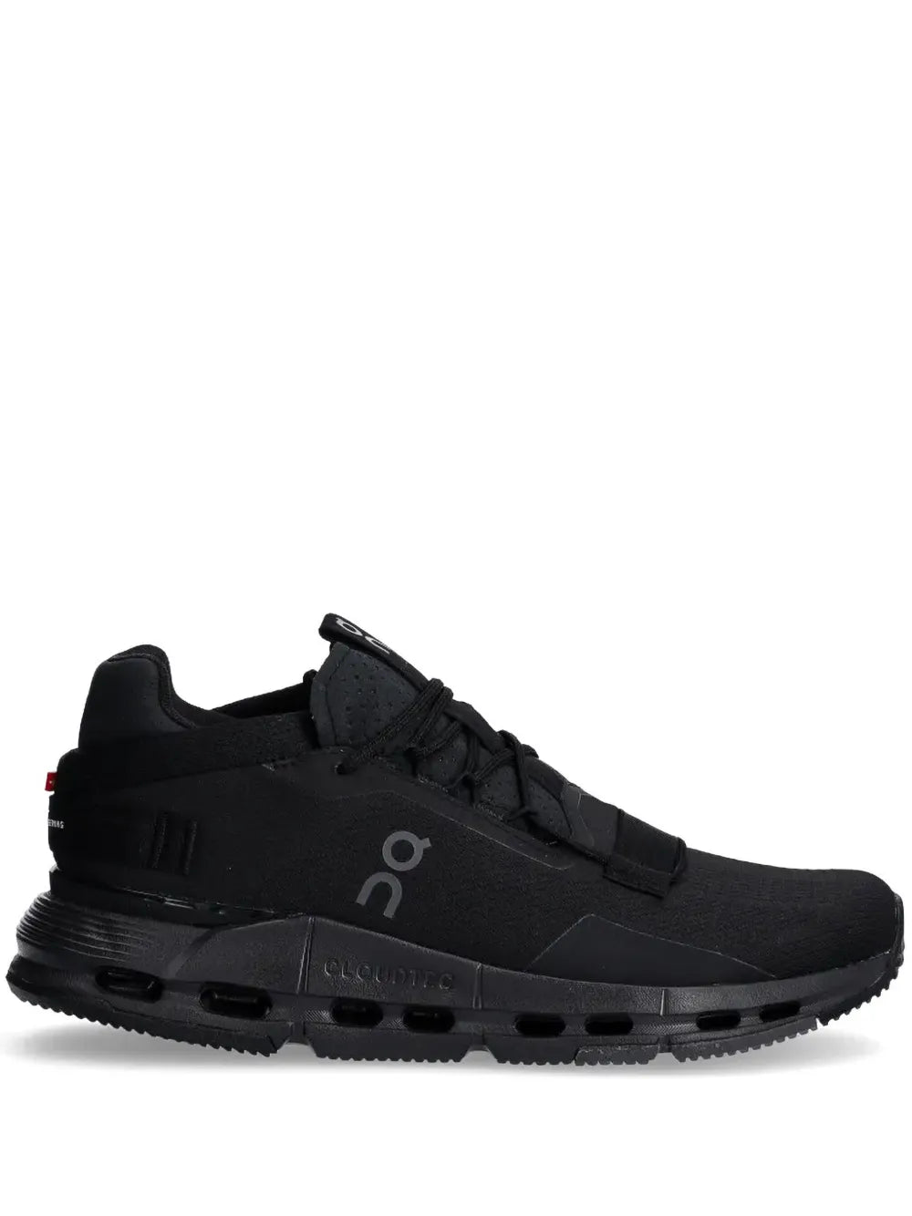 On Running Cloudnova 2 Black Sneakers