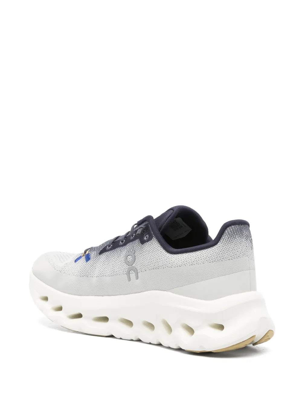 On Running Cloudtilt Sneakers
