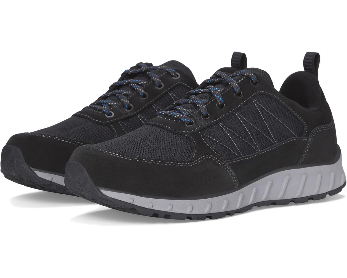 Men's L.L.Bean Snow Sneaker 5 Low Water Resistant Insulated Lace-Up Black/Black